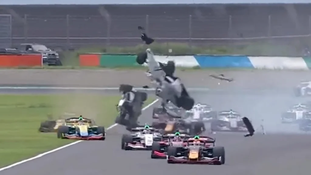Sony Racing Crash Racing on the Edge: Awe-Inspiring Accident Launches Cars into the Air ...
